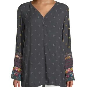 Johnny Was
Plus Size Embroidered-Trim Long-Sleeve Tunic, 3X, NWT